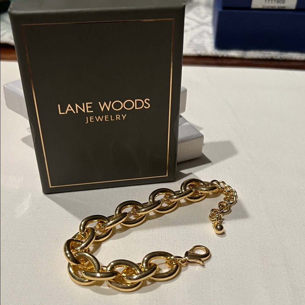 Gold Cable Chain Bracelet with Toggle Clasp